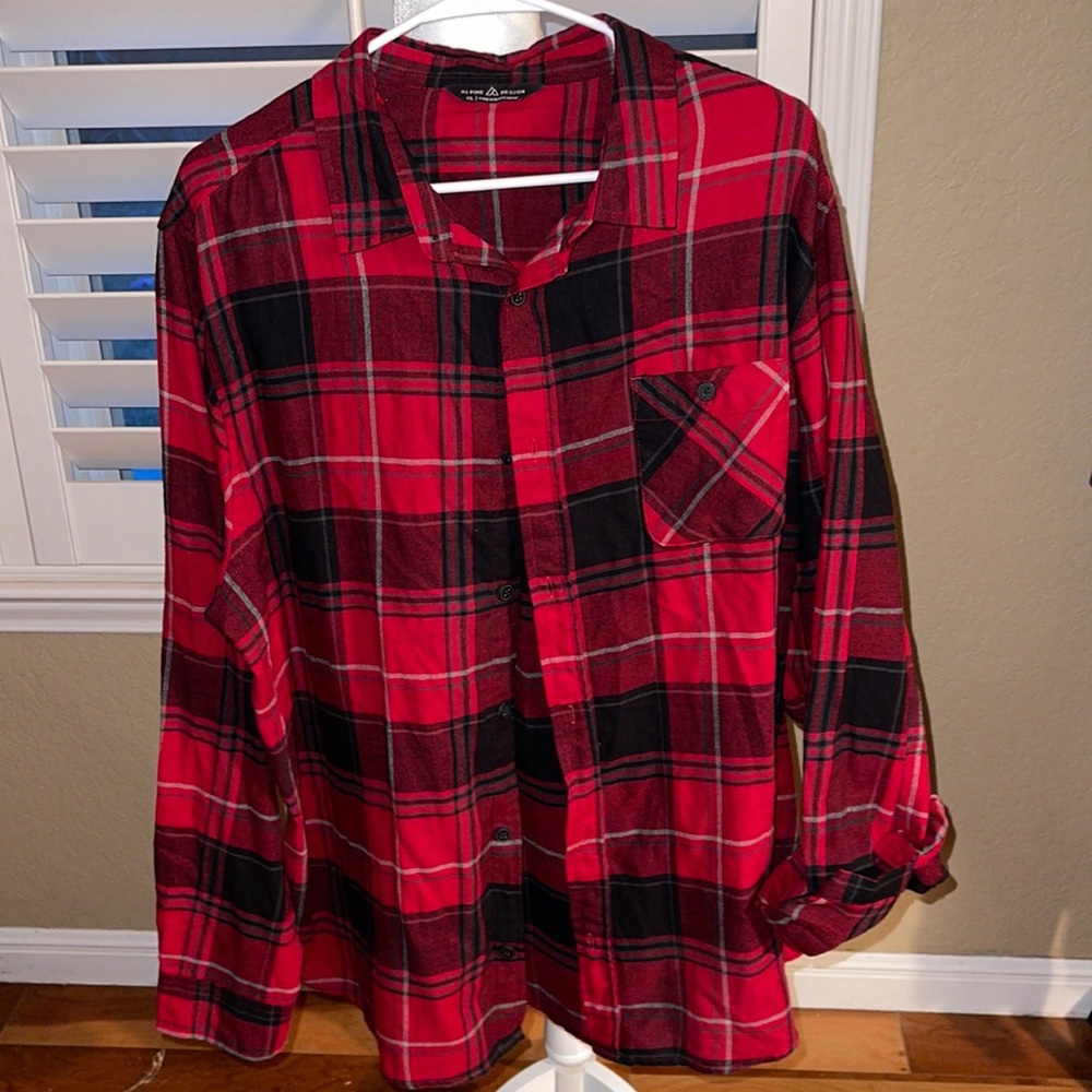 EUC men’s flannel